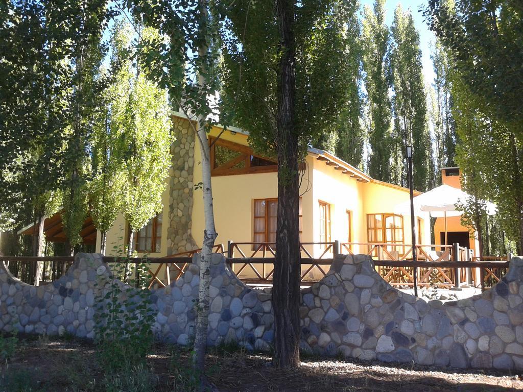 Terrazas En El Bosque Cabañas Malargüe Exterior foto